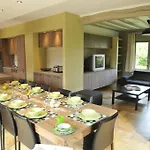 Chez Ines Holiday home Marloie