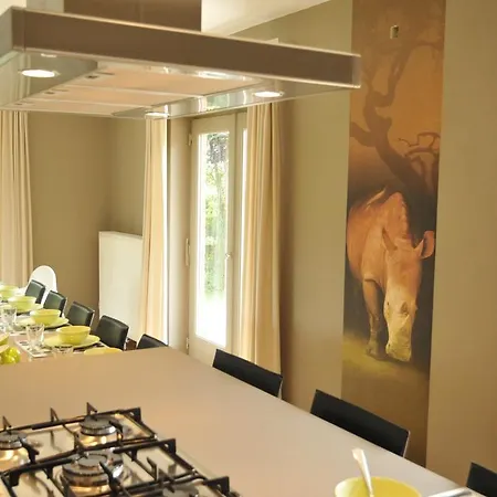 Semesterbostad Chez Ines *